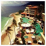 Lea Michele falls in love with Puerto Vallarta