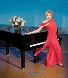 Hollywood Royalty Performing in Puerto Vallarta: An Evening With LornaLuft Plays March 12th to 15th