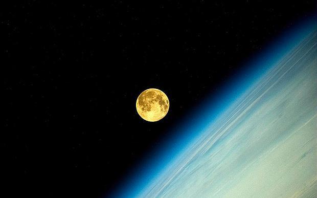 moon01 3001931b