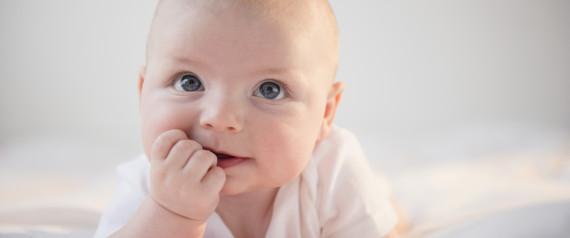 n-POPULAR-BABY-NAMES-large570