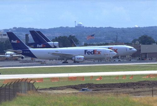 FedEx small