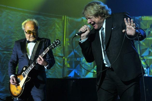 Mick-Jones-and-Lou-Gramm
