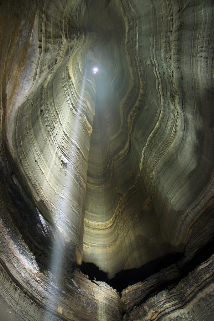 La Cueva de Ellison Estados Unidos
