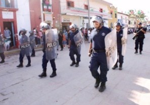 policiaalumnosdesfile