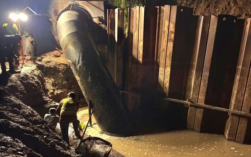 SEAPAL crews work at night around a large water pipeline during emergency repairs in Puerto Vallarta.