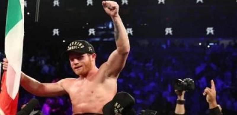 Canelo Alvarez wins narrow victory over Gennady Golovkin