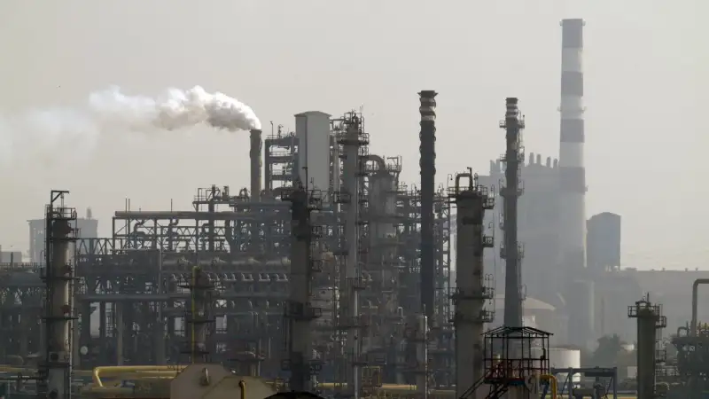 The Iran Conflict Has Pushed Brent Crude Above $100 Again