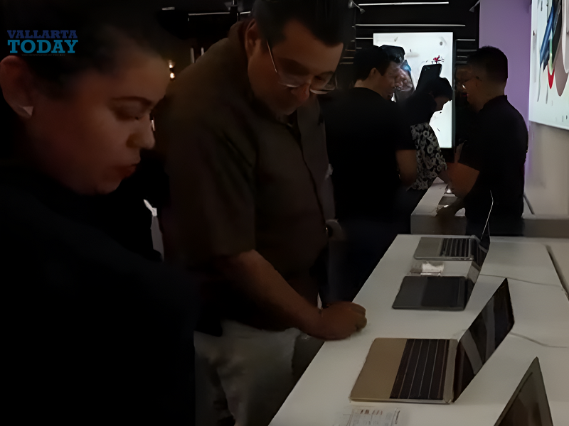 Apple At The Forefront