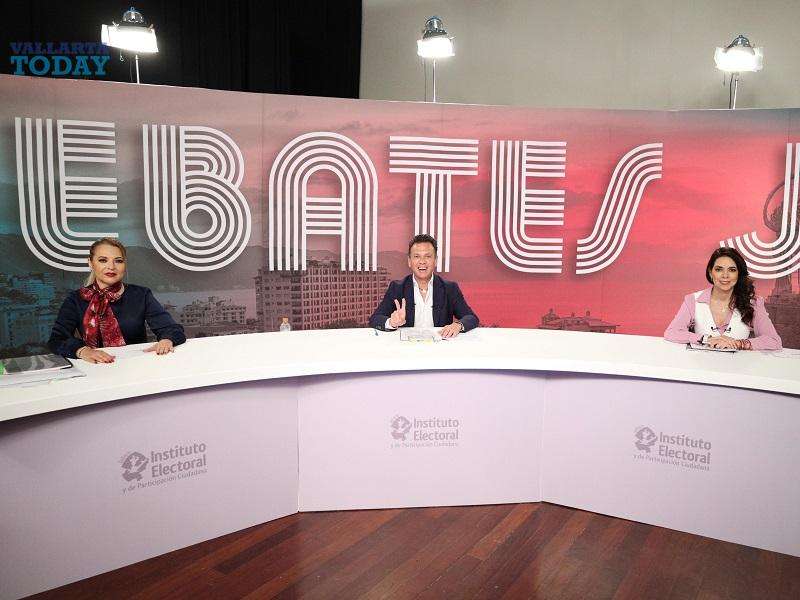 Crónica del debate por Jalisco en Puerto Vallarta.