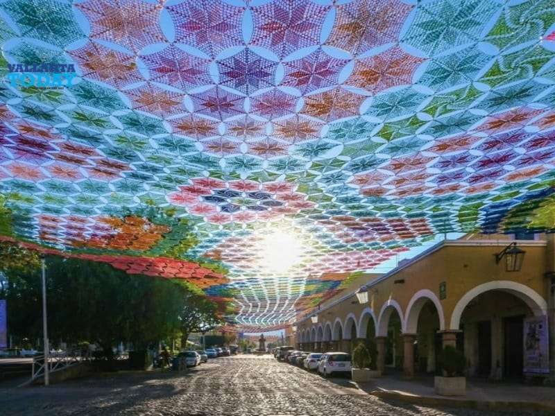 El cielo tejido más grande del mundo sorprende