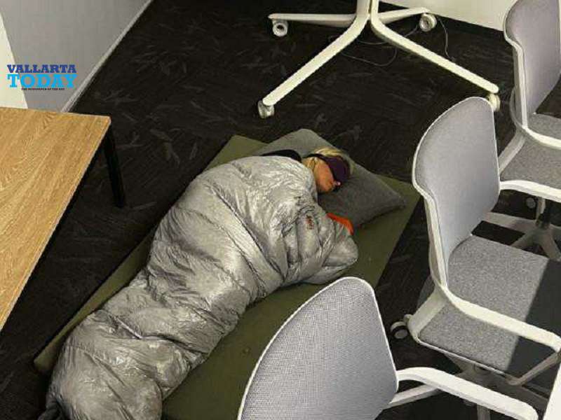 Elon Musk Converted Offices At Twitter Headquarters Into Dormitories.   