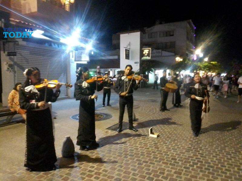 Mariachi For Everyone