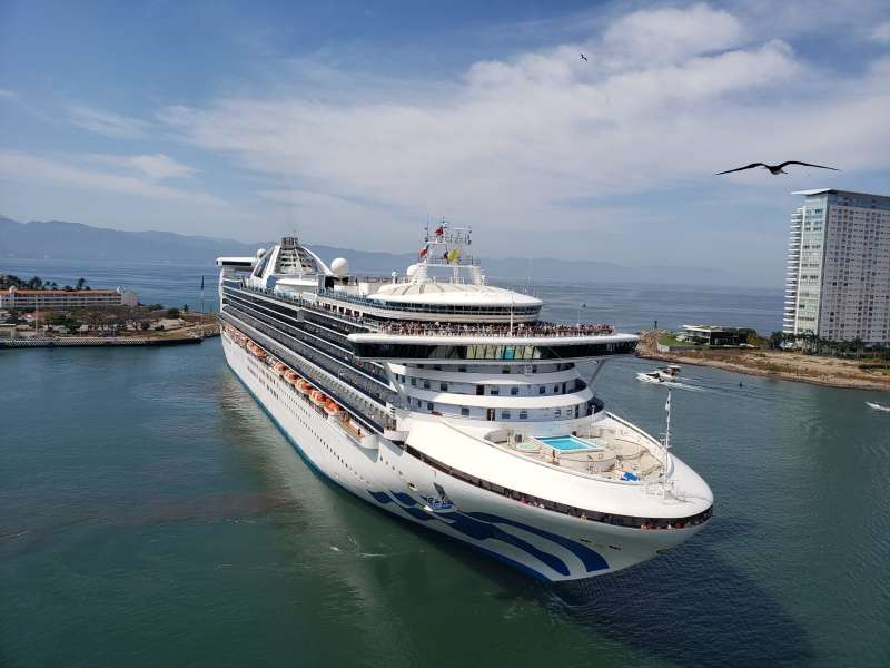 Green Light for Cruise Ships en Route to Alaska