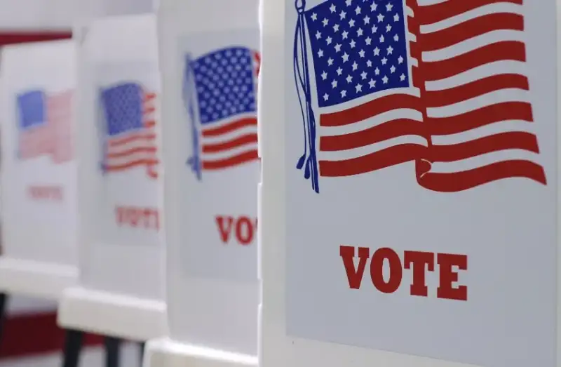 Votar desde México siendo ciudadano estadounidense es posible, pero el procedimiento es complejo.