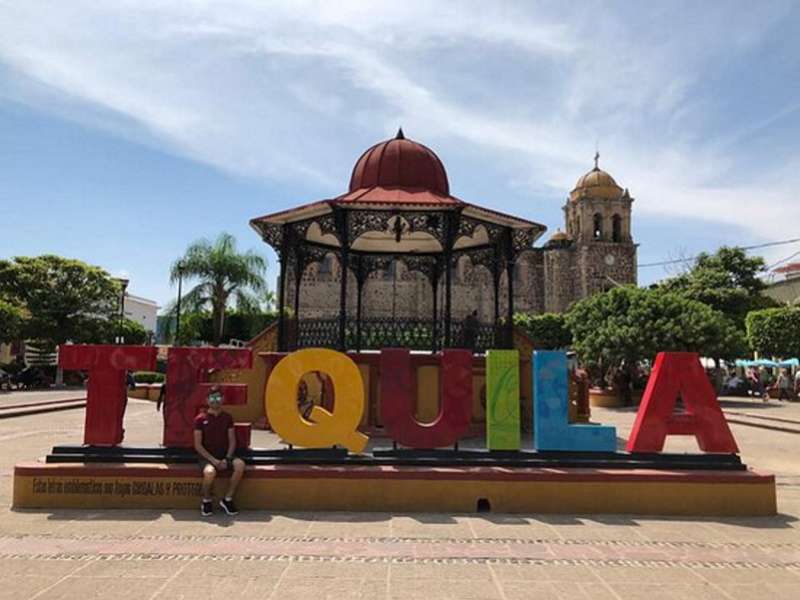 Tequila; Smart Tourism Model