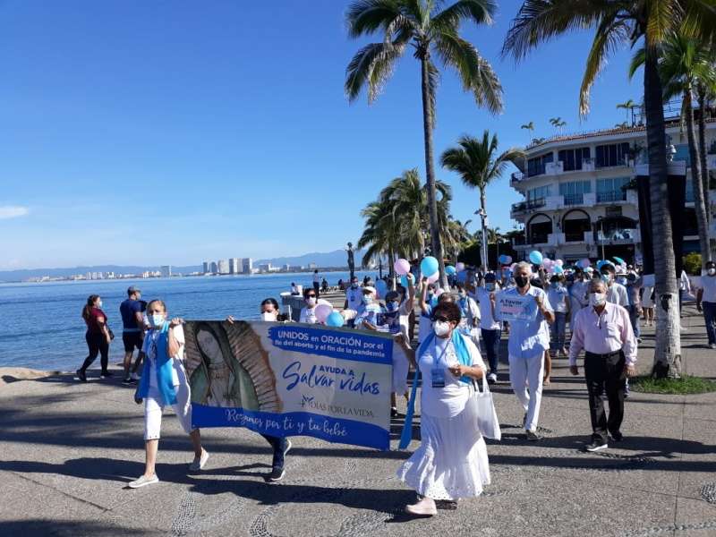 March on the Malecon, for Life and for Women