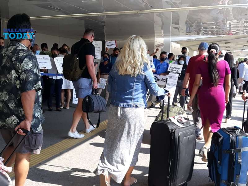 Impressive Arrival Of Tourists To Vallarta