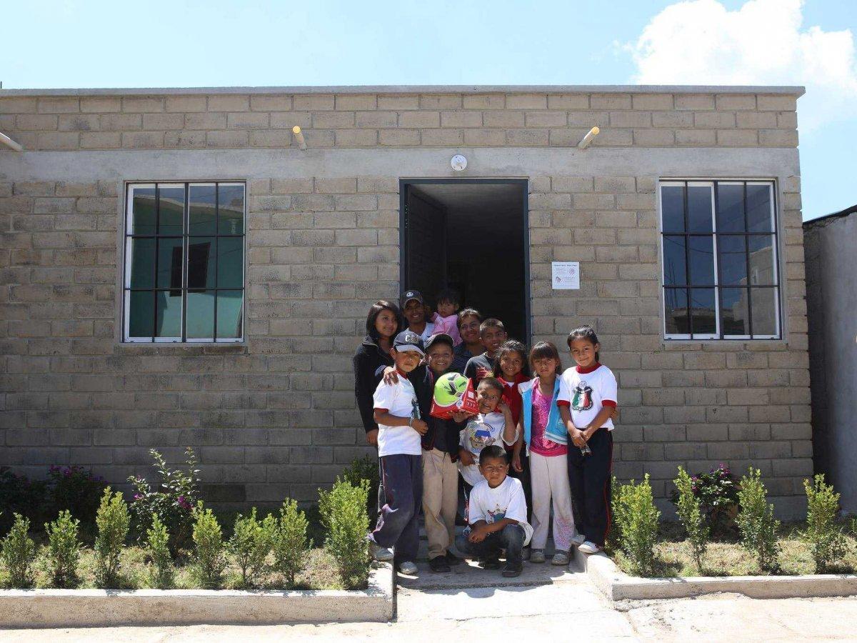 chale-a-tu-casa-builds-affordable-social-housing-for-low-income-communities-in-mexico