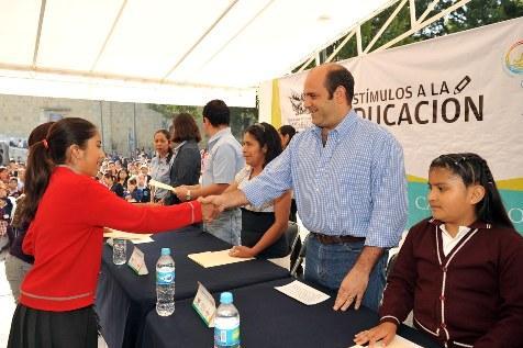 EDUCACIÓN
