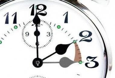 a-atrazar reloj