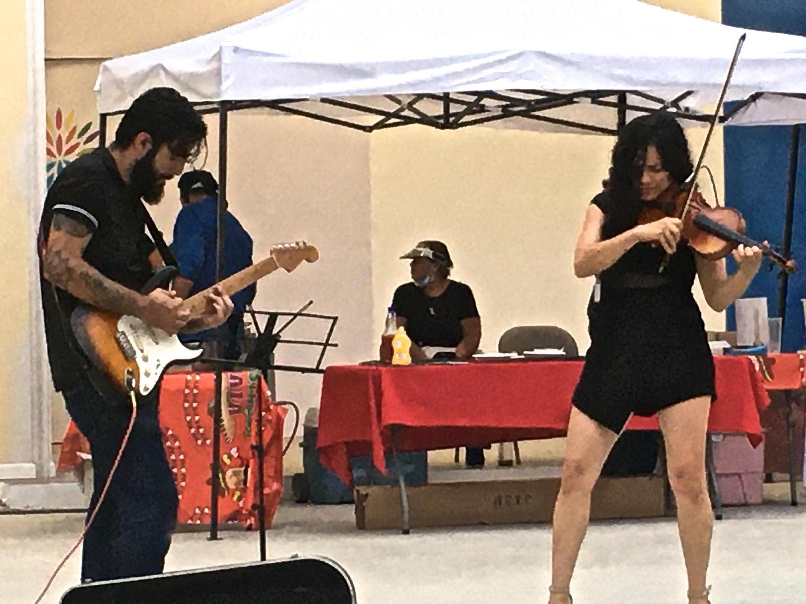 duodoradoviolinist.jpg