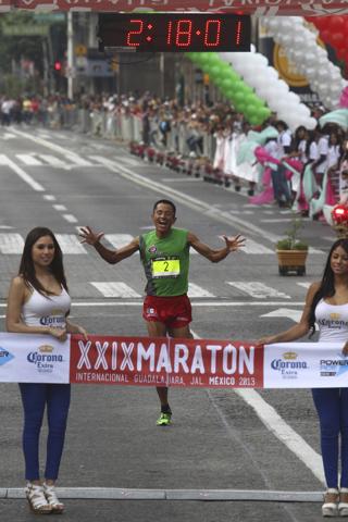 marathon-win-mexico
